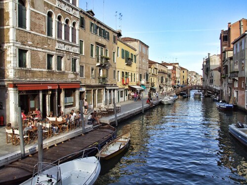 Palazzo Lezze - en el barrio más característico de la ciudad (Cannaregio)