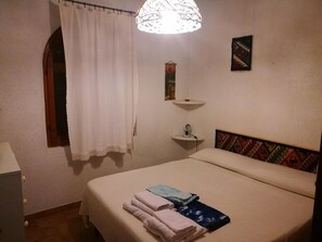 5 Schlafzimmer, Zimmersafe, Bügeleisen/Bügelbrett, WLAN