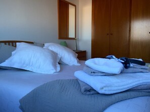 3 habitaciones y caja de seguridad en la habitación 