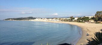 Beach House in Altafulla voor 8 personen