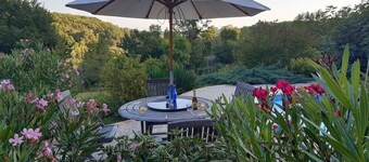 Sous les Arbres - private pool, great views, relax, unwind, get closer to nature