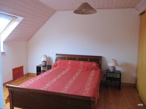 3 Schlafzimmer, Bügeleisen/Bügelbrett, Reisekinderbett, kostenloses WLAN