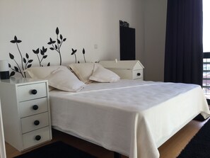 2 Schlafzimmer, Bügeleisen/Bügelbrett, WLAN, Bettwäsche