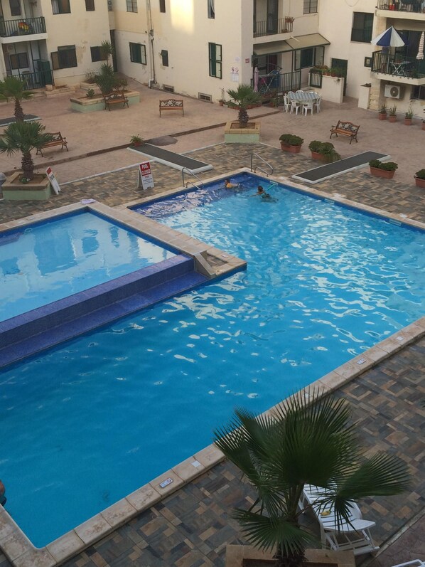 Piscina a l'aire lliure 