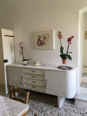 Interior - Casa Maria: terrace with a panoramic view, parking, available from July 4–11 (Cervo Im)