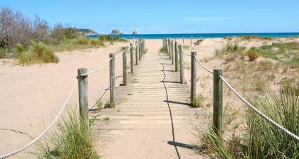 L Estartit: MAISON AVEC PISCINE A 150M DE LA PLAGE IDEALE FAMILLES VUE MER