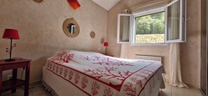 2 camere, ferro/asse da stiro, culla da viaggio, Wi-Fi gratuito