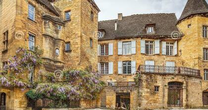 La Truite, de 2 chambres Chalet avec usage exclusif de la piscine, Dordogne