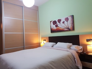 3 dormitorios, escritorio, tabla de planchar con plancha y wifi gratis