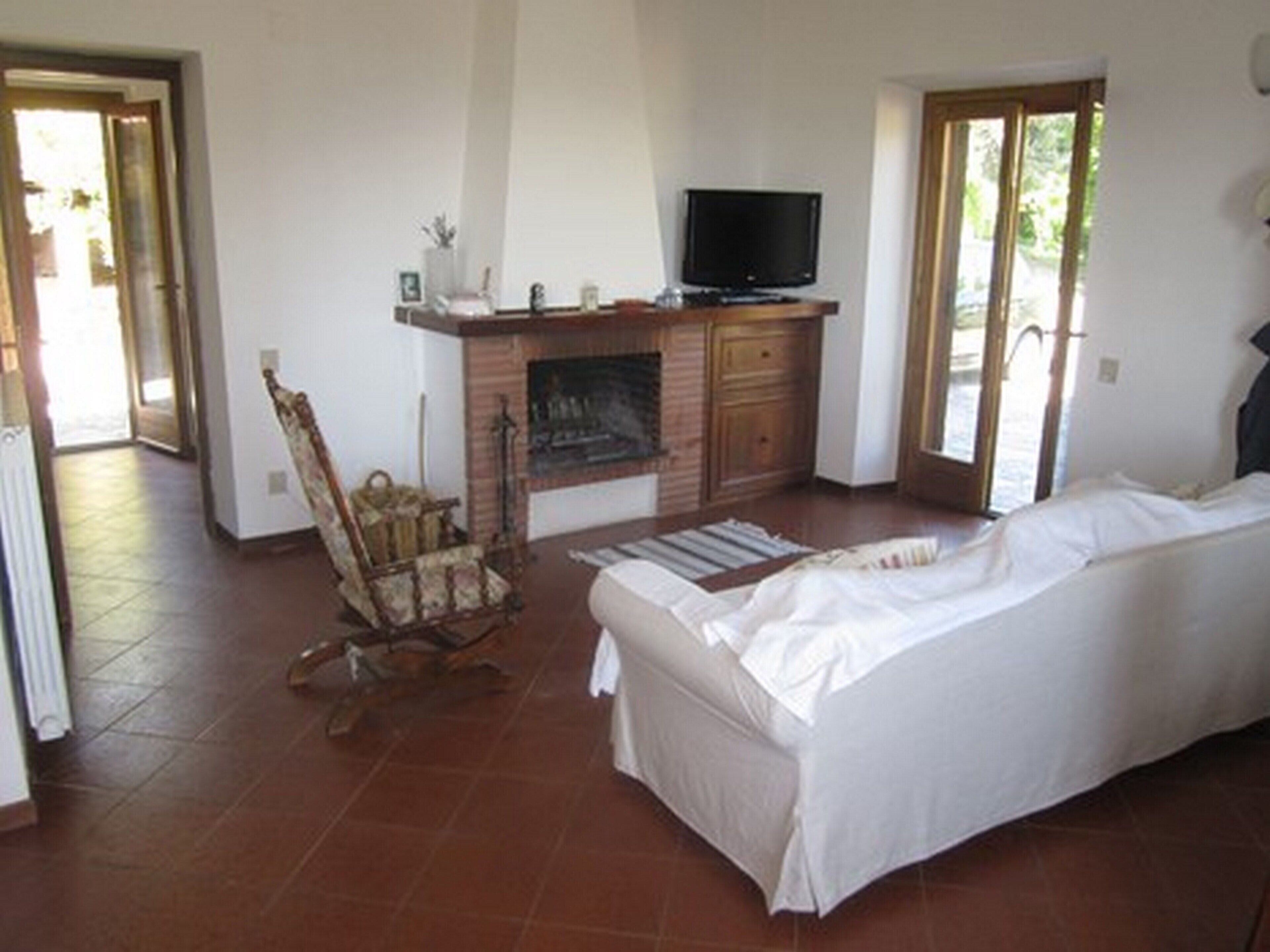 3 chambres, fer et planche à repasser, draps fournis