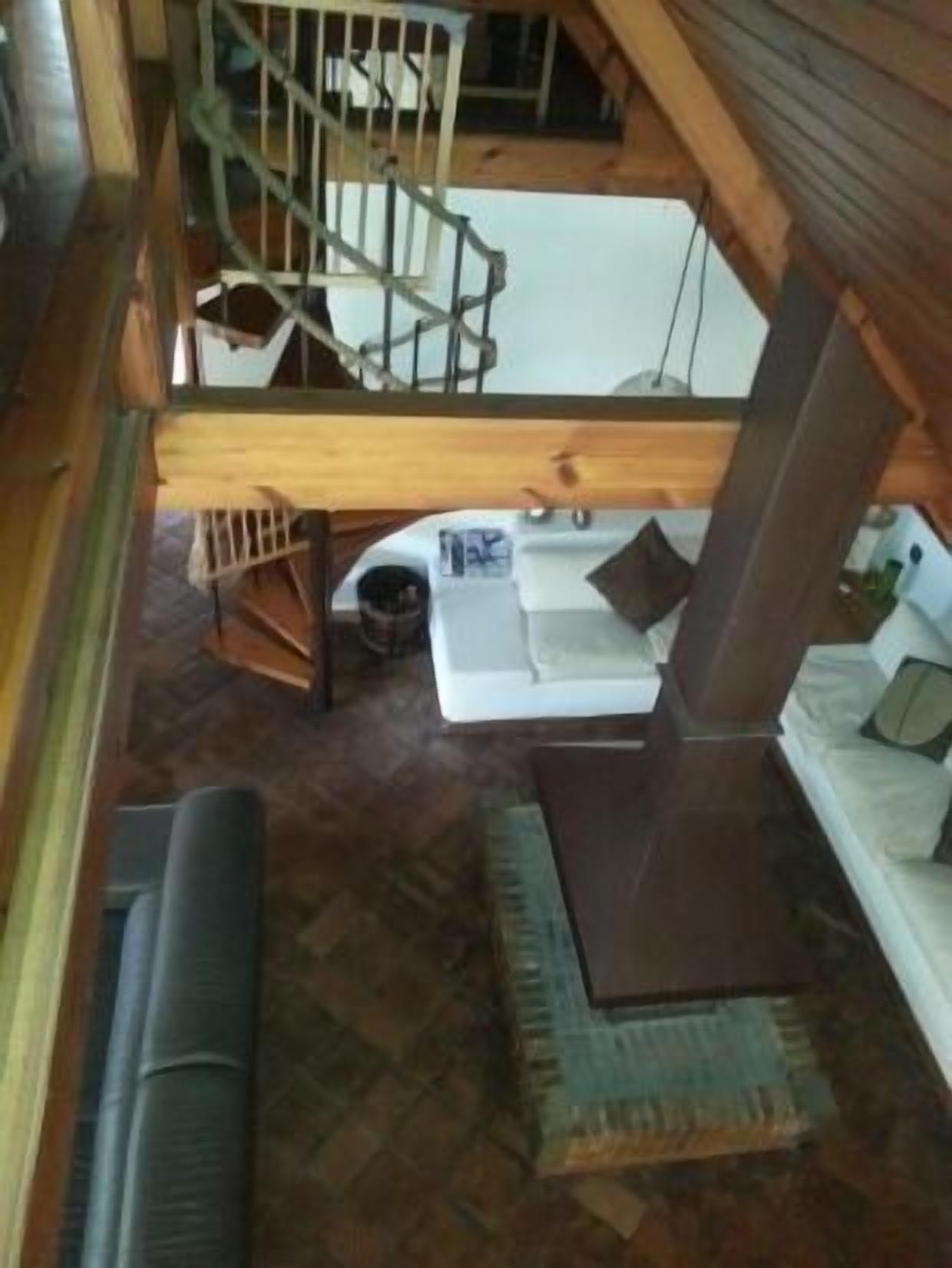 Story House for 6 people