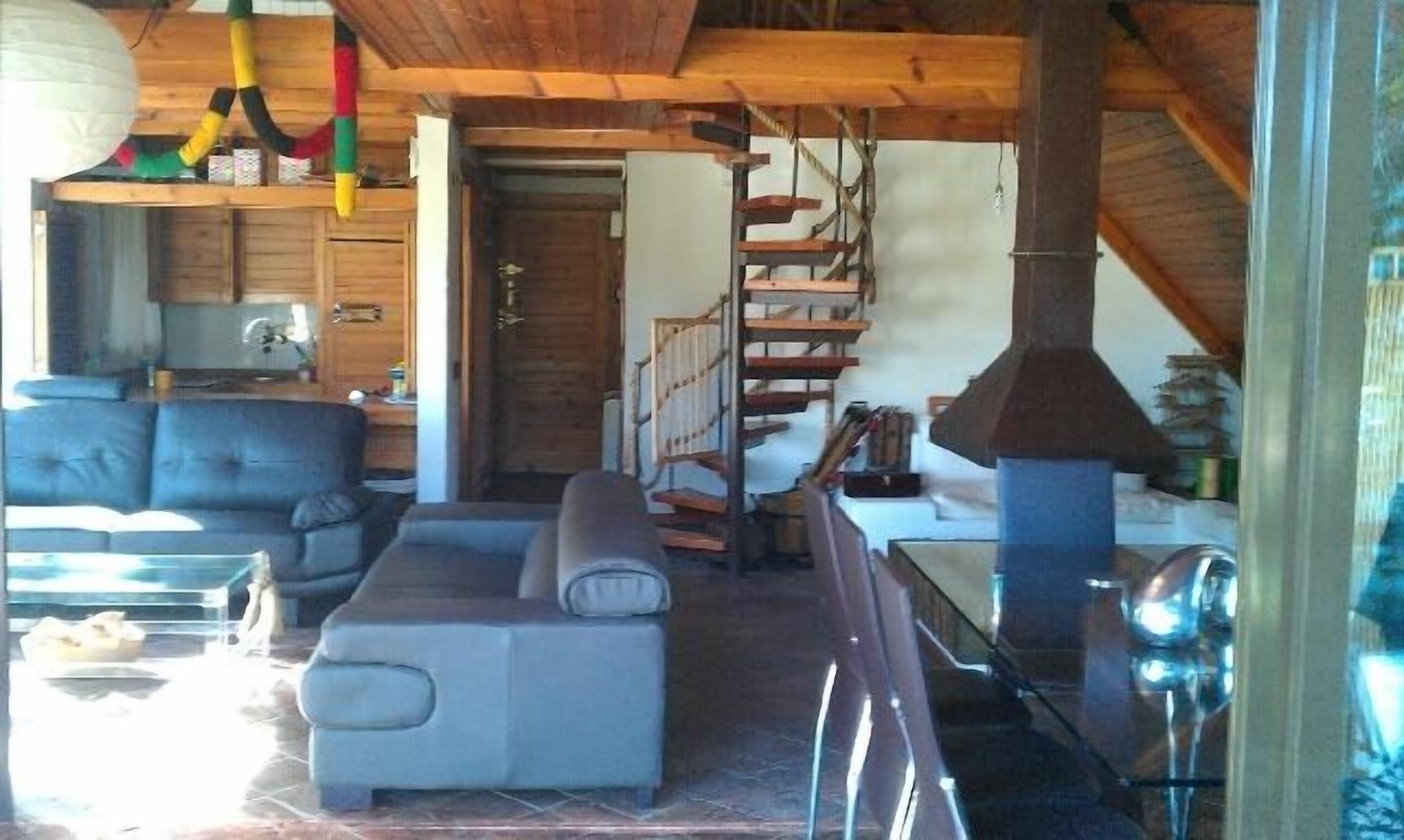 Story House for 6 people