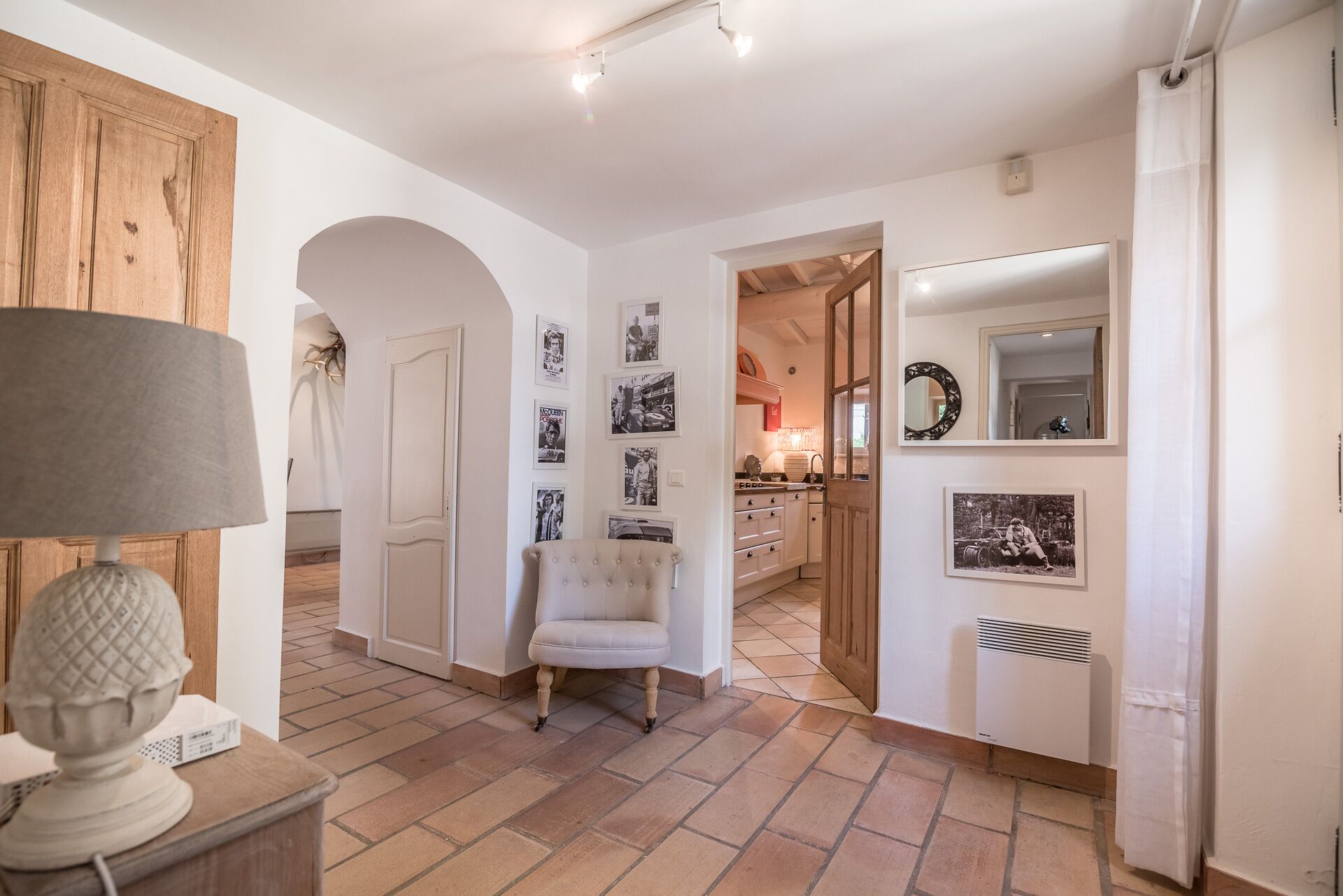 Charming villa in natural stone, beautifull garden, a lot of privacy. Gordes