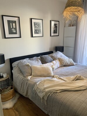 1 habitación, tabla de planchar con plancha, wifi y ropa de cama 