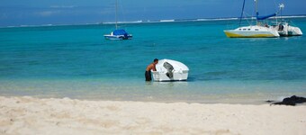VILLA ON THE BLUE WATER BAY