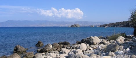 Nära stranden och strandhanddukar