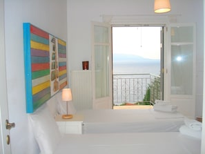Bathroom - Private Villa, Swimming pool, Garden, Amazing panoramic sea view, Near beach (Skaloma)