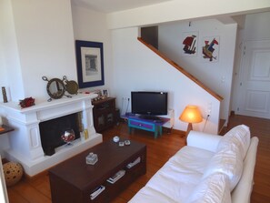 Living area - Private Villa, Swimming pool, Garden, Amazing panoramic sea view, Near beach (Skaloma)