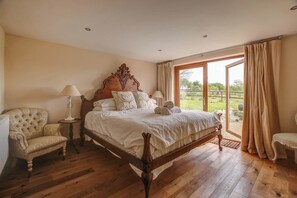 2 Schlafzimmer, Bügeleisen/Bügelbrett, Reisekinderbett, WLAN