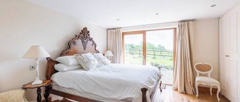 2 bedrooms, iron/ironing board, travel crib, WiFi