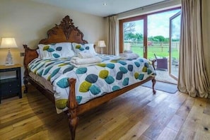 2 Schlafzimmer, Bügeleisen/Bügelbrett, Reisekinderbett, WLAN