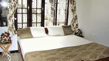 3 bedrooms, WiFi, bed sheets