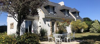 Villa sur terrain agréablement arboré 1500 m²