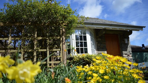 Unclassified image, 1 of 14, button - Lakeland Stone Built Cottage In Beautiful Private Gardens (Windermere)