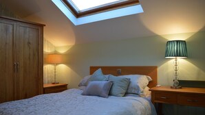 Unclassified image, 4 of 14, button - Lakeland Stone Built Cottage In Beautiful Private Gardens (Windermere)