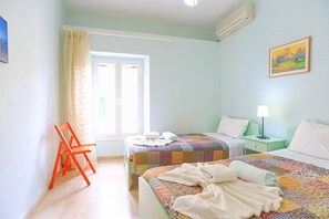 2 quartos, ferros/tábuas de passar roupa, Wi-Fi de cortesia