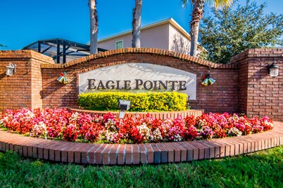 Southeast Facing Private Pool,lakeside,3 Br-2 Bath,10 Min-disney, Modern