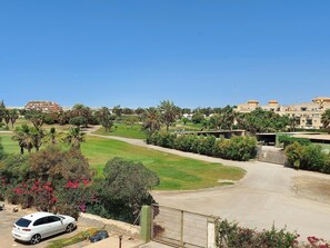 Property grounds - BEACH & GOLF 2 BED APARTMENT WITH GREAT VIEWS (Roquetas de Mar)