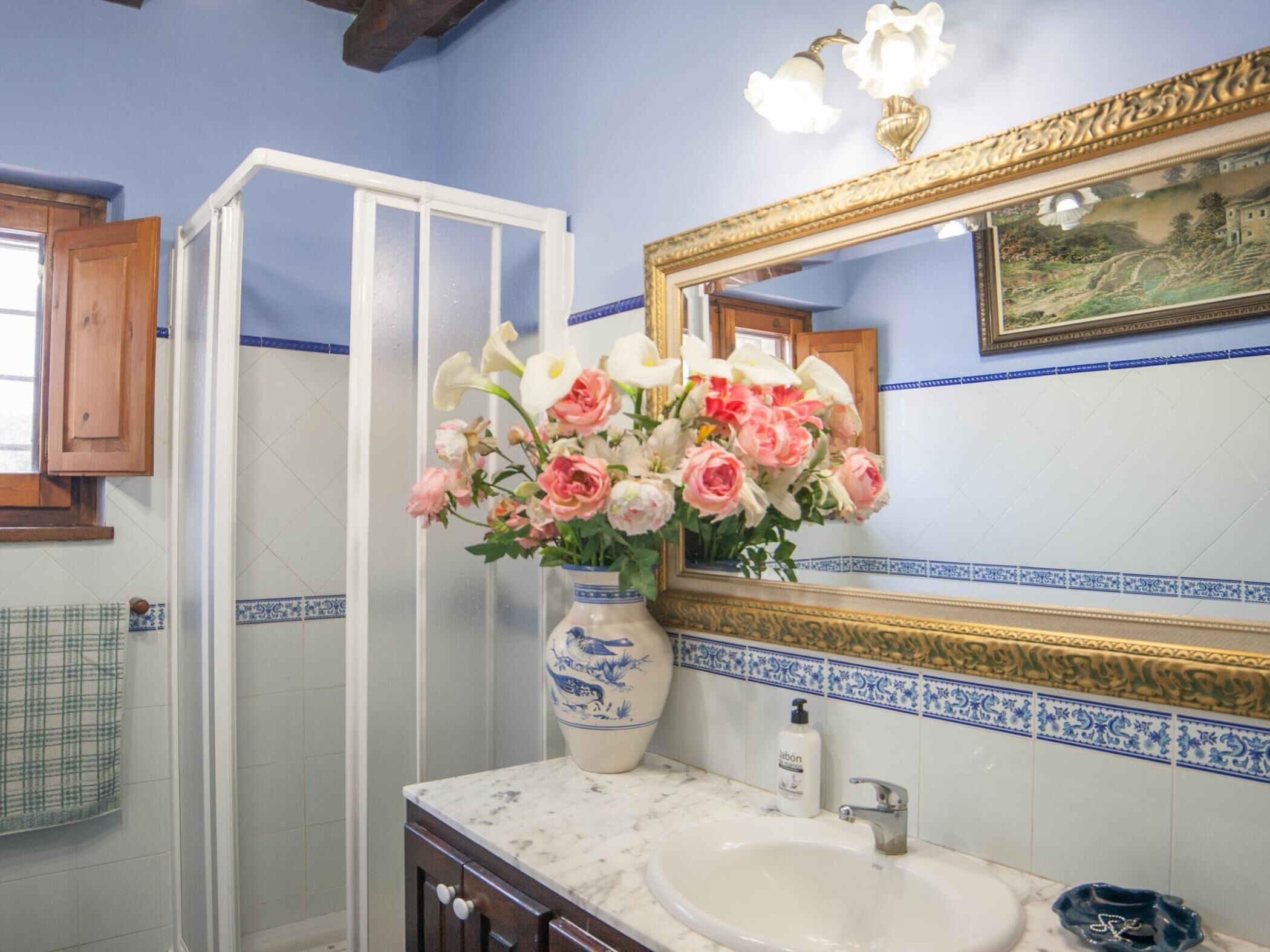 Masía con 10 grandes Habitaciones|34pers|Gran Sala de Juegos BBQ 45min de BCN