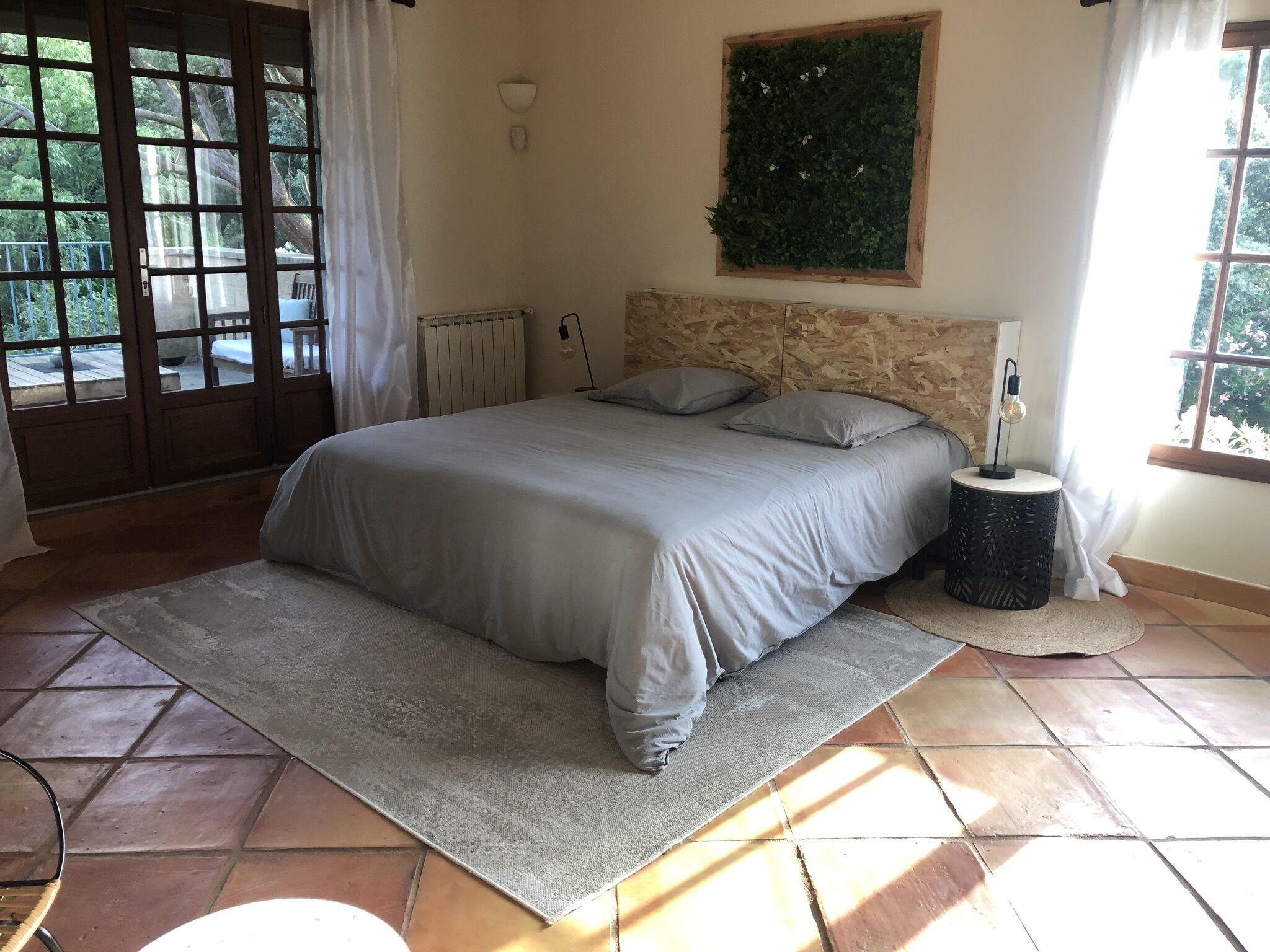 Gite: The House "next to the Bridge"... of the Gard - Pool & River