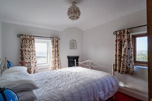 3 soverom, strykejern/-brett, wi-fi (inkludert) og sengetøy