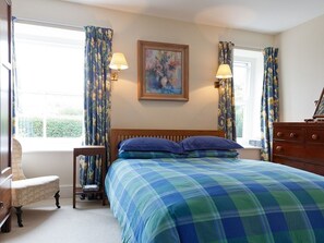 4 soverom, strykejern/-brett, reiseseng for barn og wi-fi (inkludert)