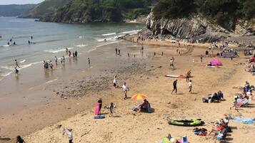 Una spiaggia nelle vicinanze