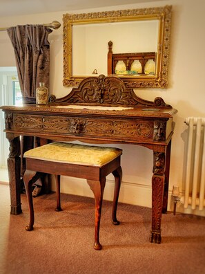 Interior - Corner Cottage 1 mile from Ballygally and Antrim Coast Rd (Larne)