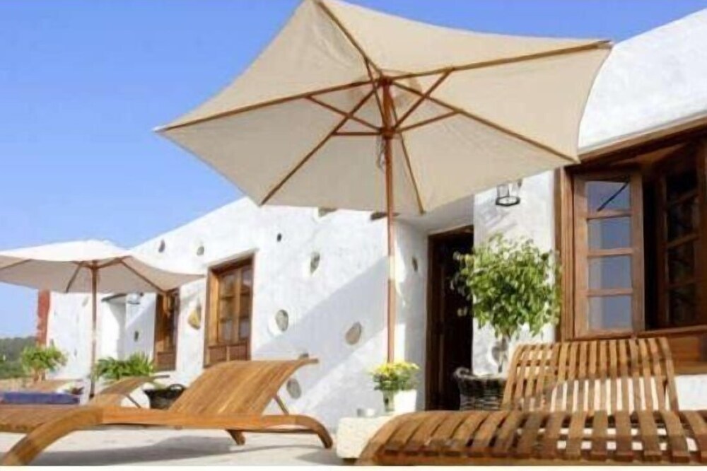 Rural house (full rental) Finca Los Ciruelos for 2 people