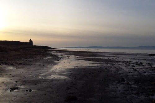 Abbot's House in Doonfoot