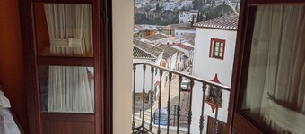 House with Swimming Pool in Ronda Old Town