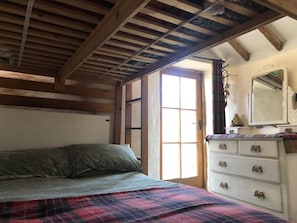 5 habitaciones, wifi gratis y ropa de cama 