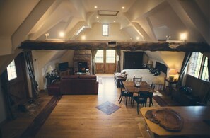 1 Schlafzimmer, Bügeleisen/Bügelbrett, Reisekinderbett, kostenloses WLAN