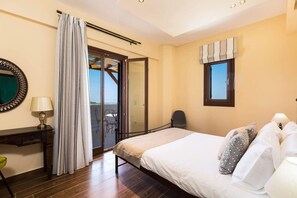 2 Schlafzimmer, Zimmersafe, Bügeleisen/Bügelbrett, kostenloses WLAN