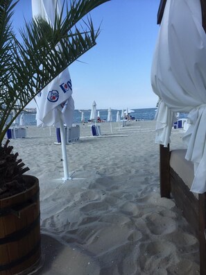 Sun loungers