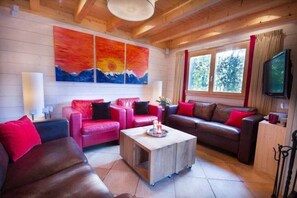 Smart-tv en een open haard