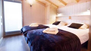 5 chambres, bureau, fer et planche Ă repasser, Wi-Fi gratuit