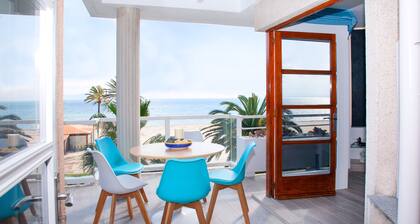 LUXURIÖSES PENTHOUSE AM STRAND (MODERNES DESIGN)