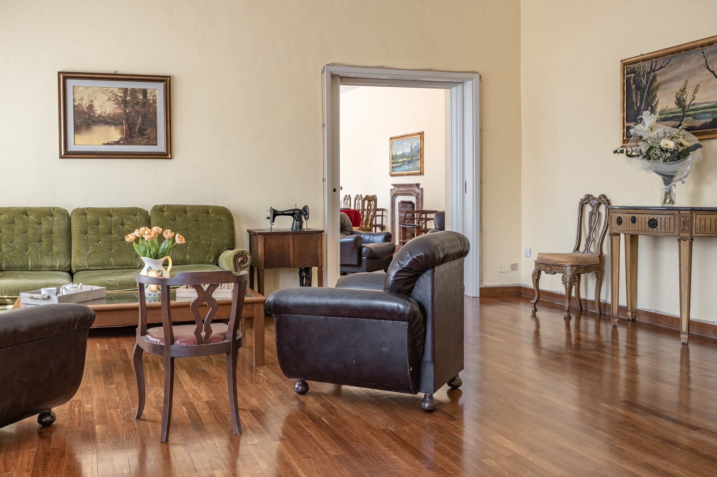 Luxury Hilltop Villa - 30.000 sqm Secular Park - Large Swimming Pool 