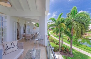 Outdoor dining - Royal Villa No.12, RWM (St James)